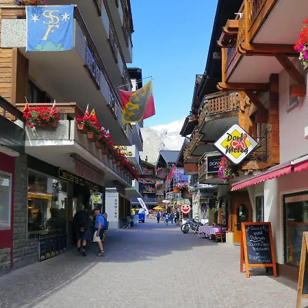 Jessica Eg Saas-Fee